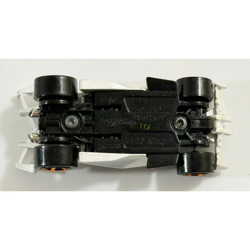 Hot Wheels Drift King Toy Car Kids 1:64 White Pearl Copper Graphics 2010 - Picture 6 of 6